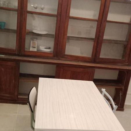 L'Ombrelle Bed & Breakfast Каркасон Екстериор снимка
