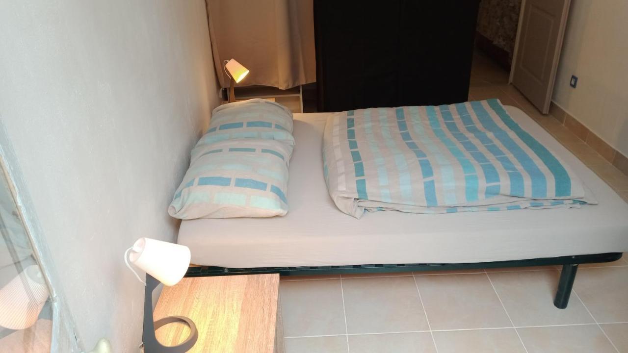 L'Ombrelle Bed & Breakfast Каркасон Екстериор снимка